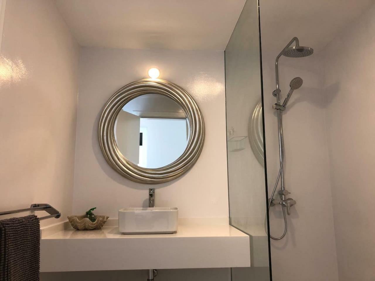 Sea Breeze With Shared Pool And Near The Beach Apartment Costa Teguise Bagian luar foto